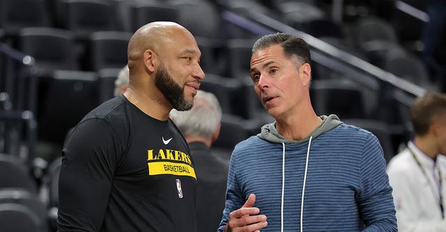 韩镕泽：赢下这场比赛是靠全队的信念，感谢球迷这一年的支持（韩镕泽：靠全队信念拿下胜利，感谢球迷一年以来的支持）