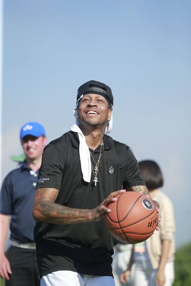 埃贝尔：我们之前收到的邮件说迪亚斯停赛一场；拜仁将上诉（埃贝尔称此前邮件通知迪亚斯仅禁赛一场，拜仁将提起上诉）