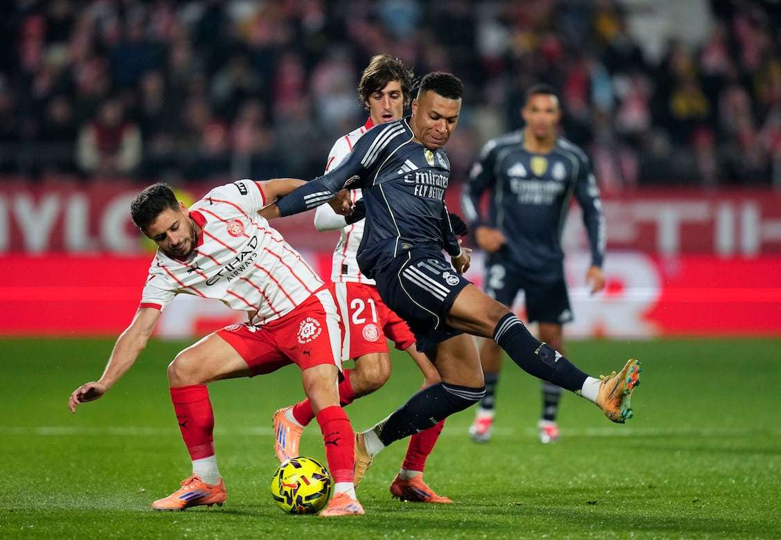 二飞虽退但接班人已到！王洪泽CBA俱乐部杯场均10.3分5.3板2.3助（二飞暂别，接班人就位！王洪泽在CBA俱乐部杯场均10.3分5.3板2.3助）