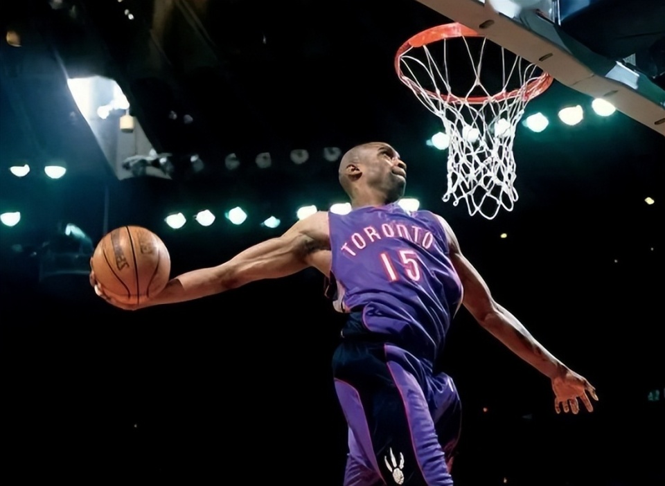 🥳哈登常规赛总得分达到28290分，超越安东尼跻身历史前十！（哈登生涯常规赛得分达28290分，超越安东尼升至历史前十）